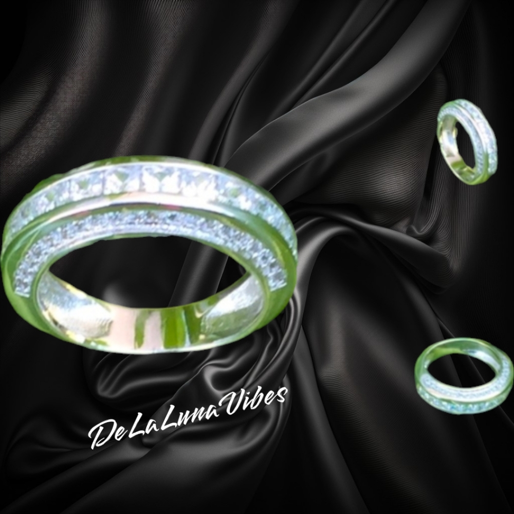 The Gina White Sapphires Set in 925 SS - Picture 2 of 5